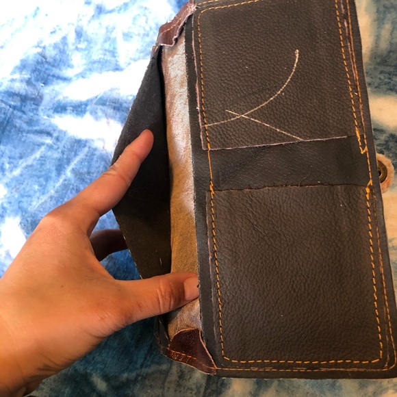 leather & embroidered wallet ✨ - Picture 3 of 5